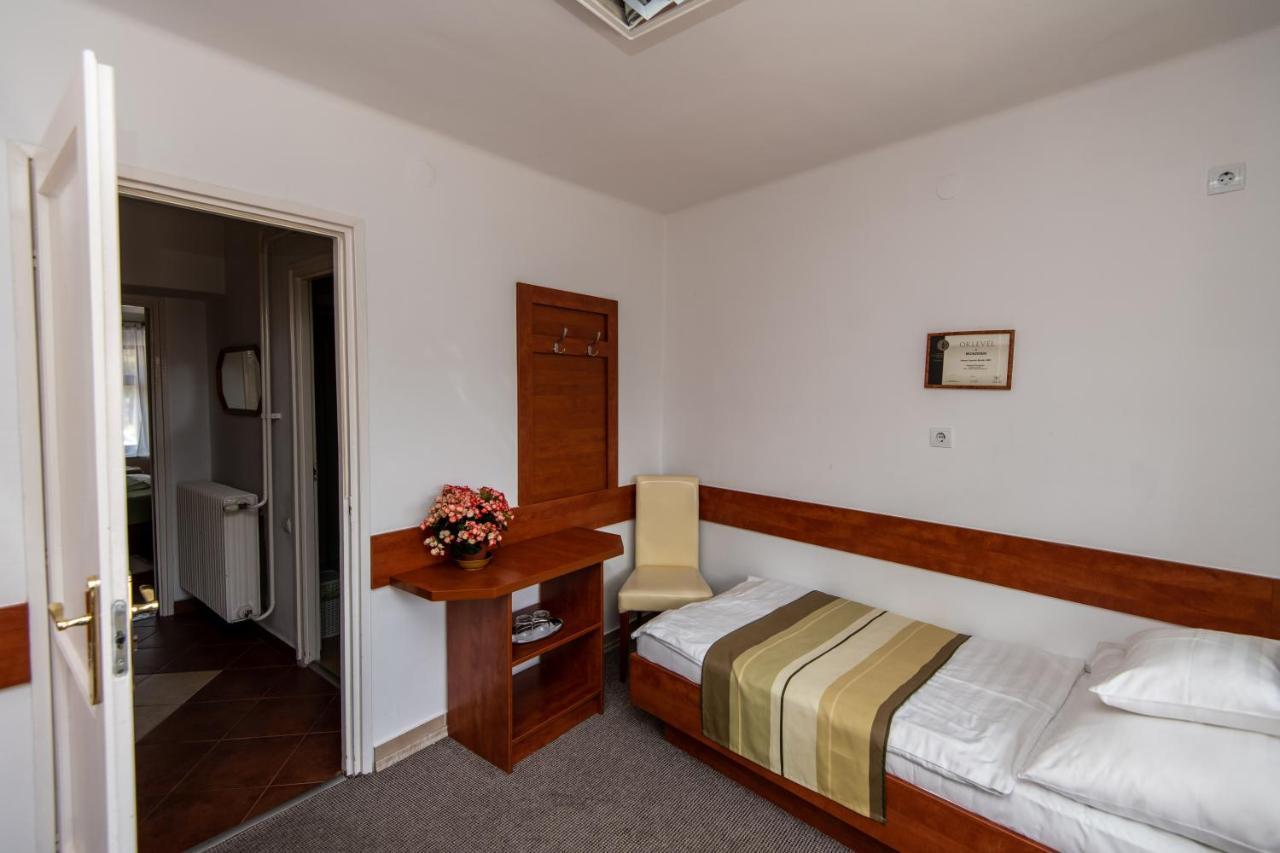 Bed and Breakfast Fényes Vinorium Sopron Exterior foto